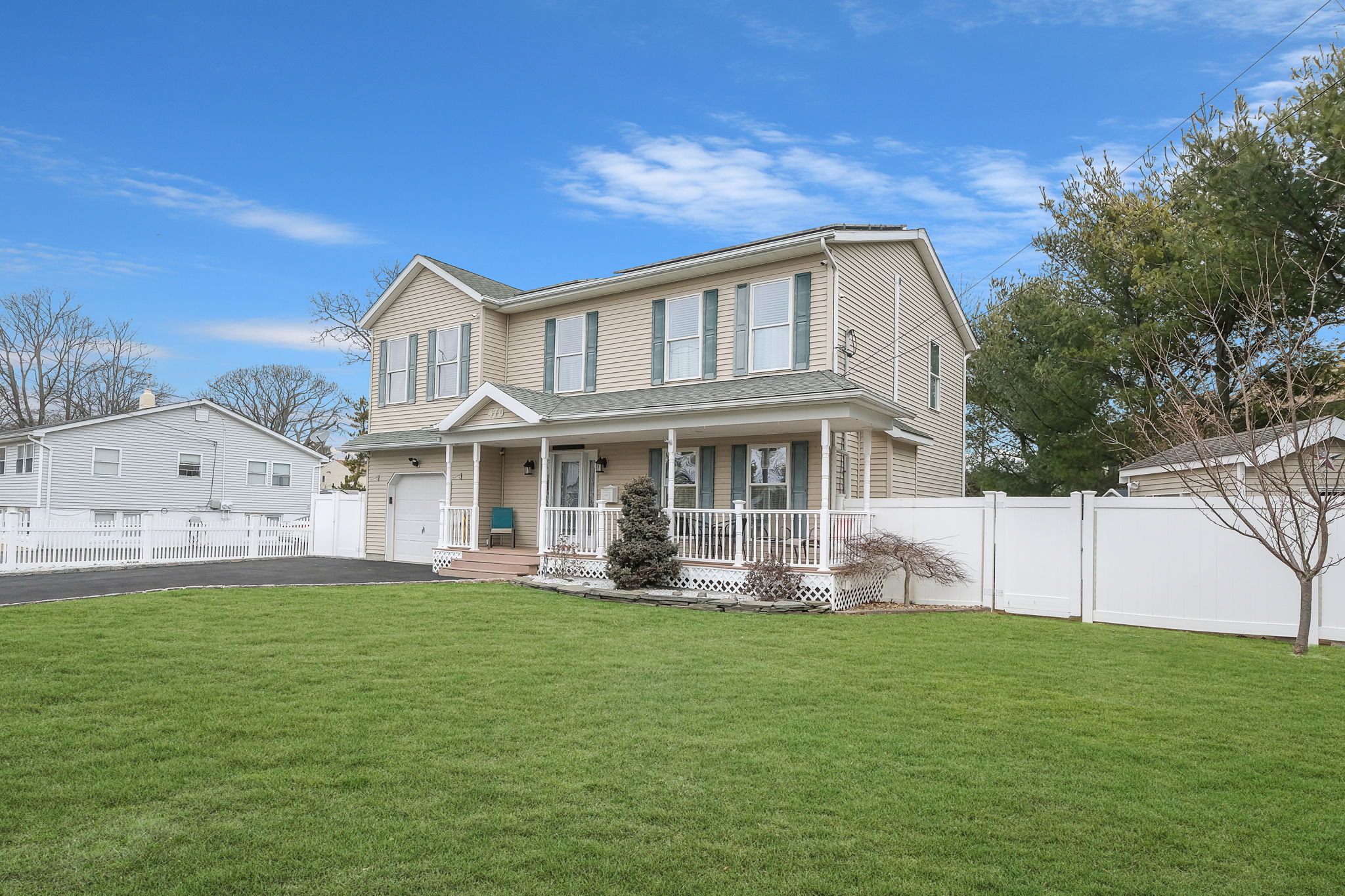 470 S Fulton Ave Lindenhurst EPM Real Estate Photography
