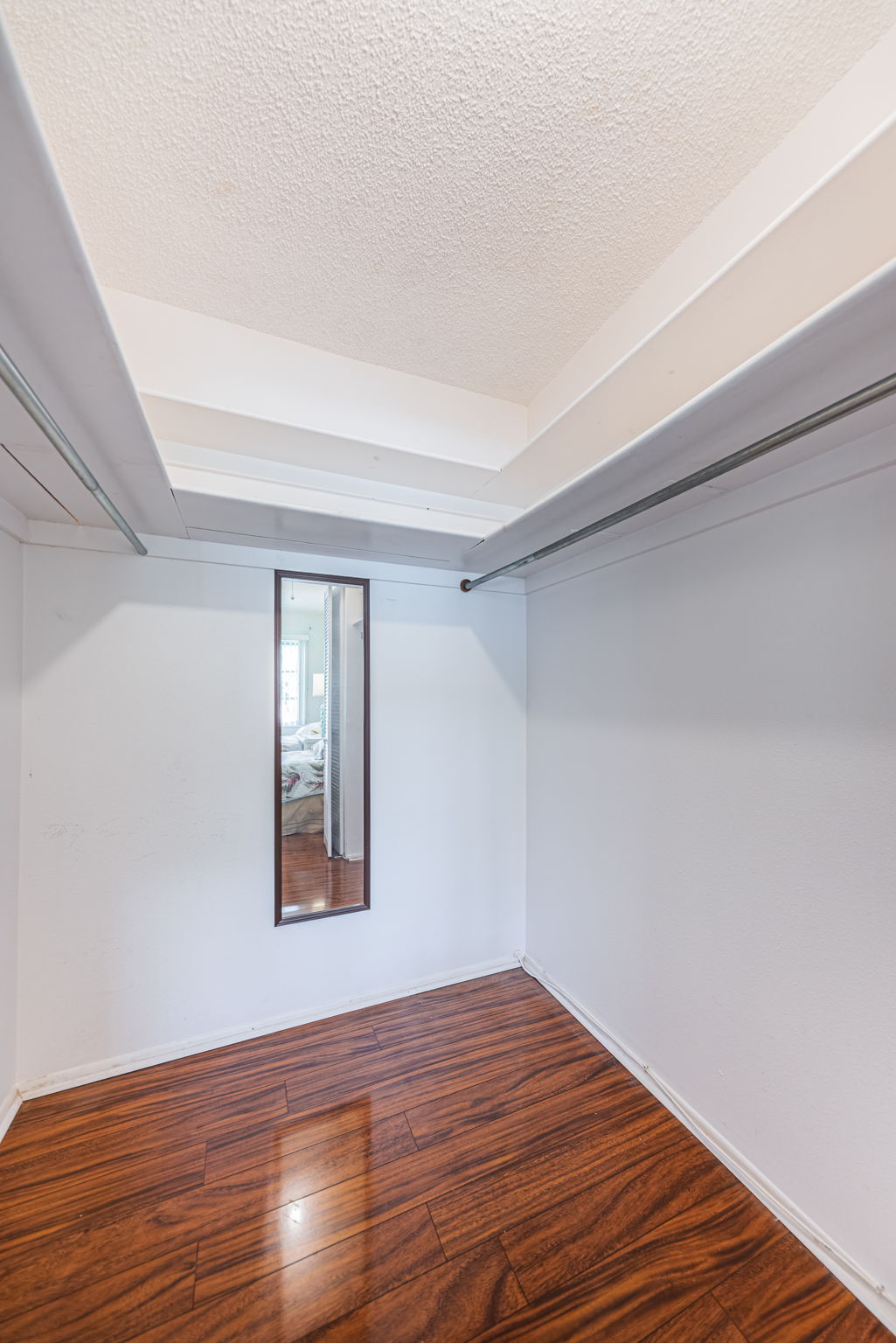 Bedroom 2 Walk-in Closet