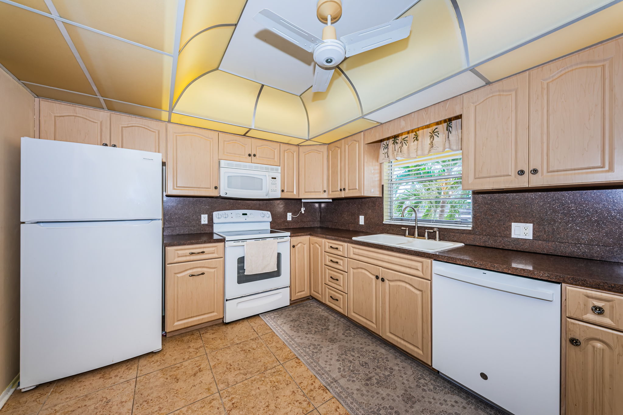 Kitchen 3