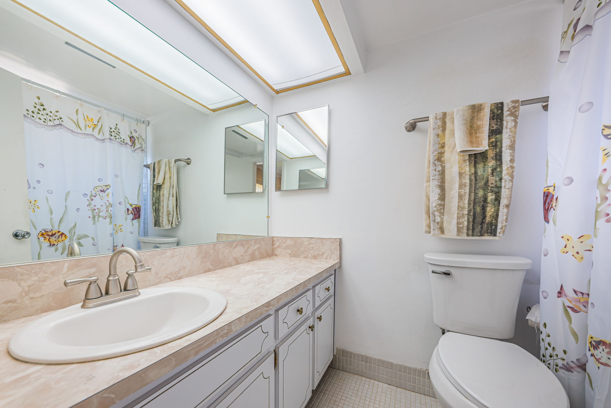 Primary Bathroom 1a