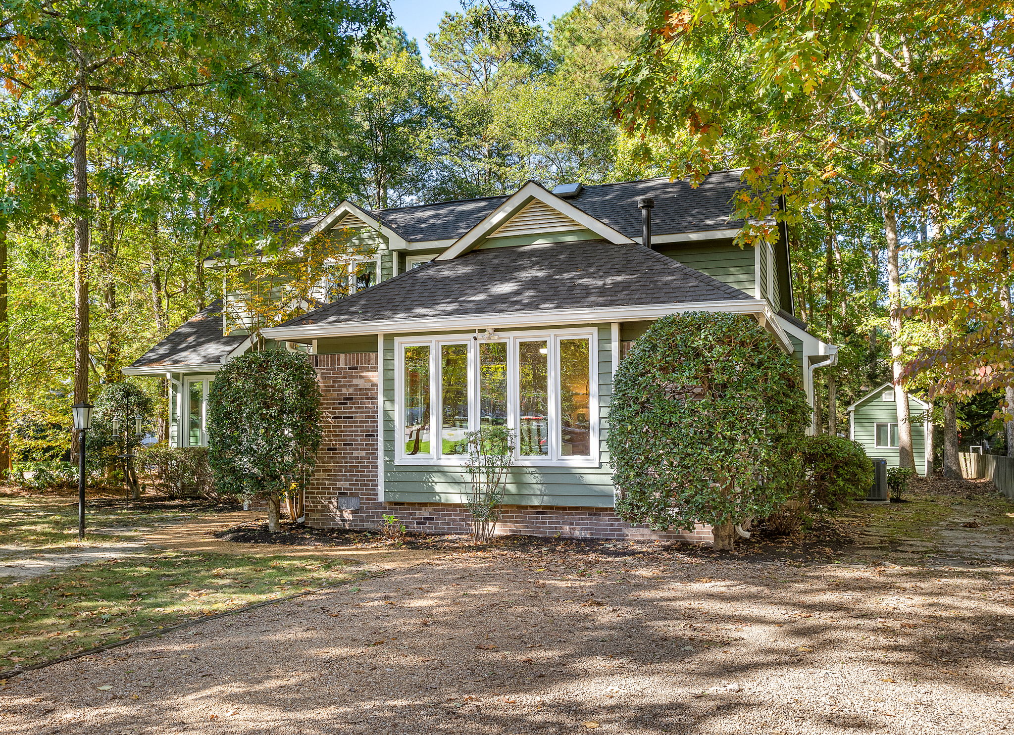 03-Exterior Front