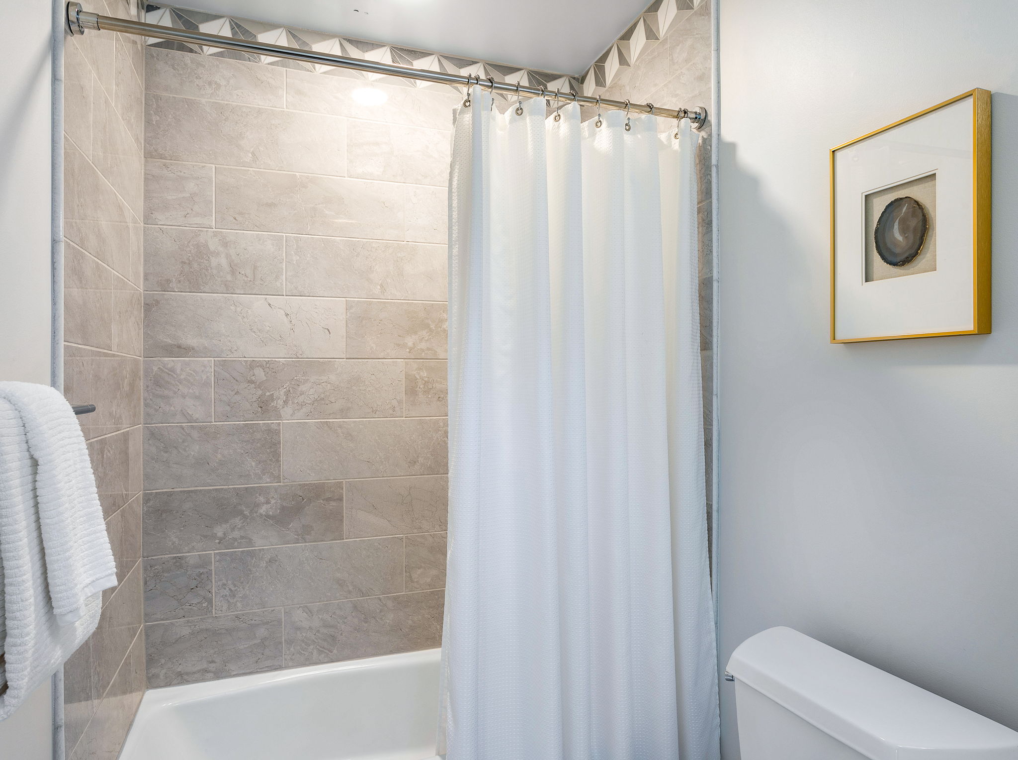 36-Hall Bath