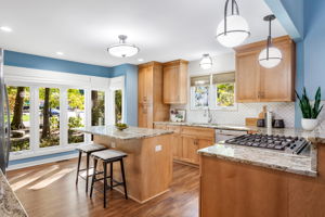 16-Kitchen