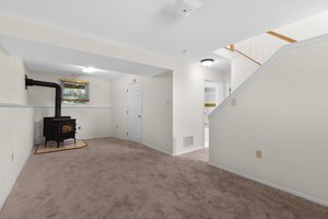 32. recreation room.jpg