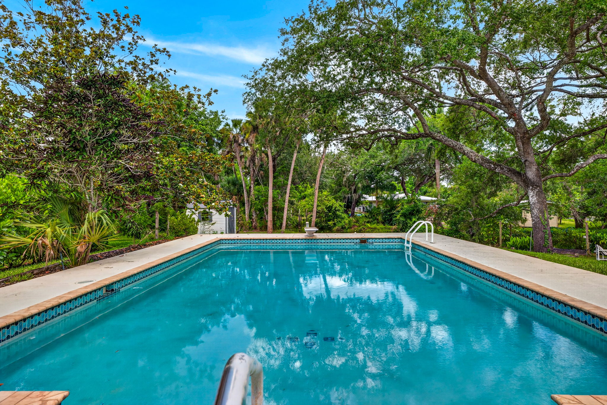 Pool 2 of 3