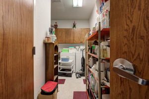  Photo 34