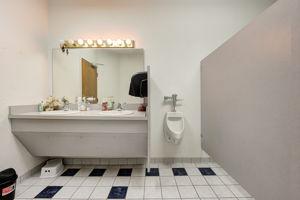  Photo 37