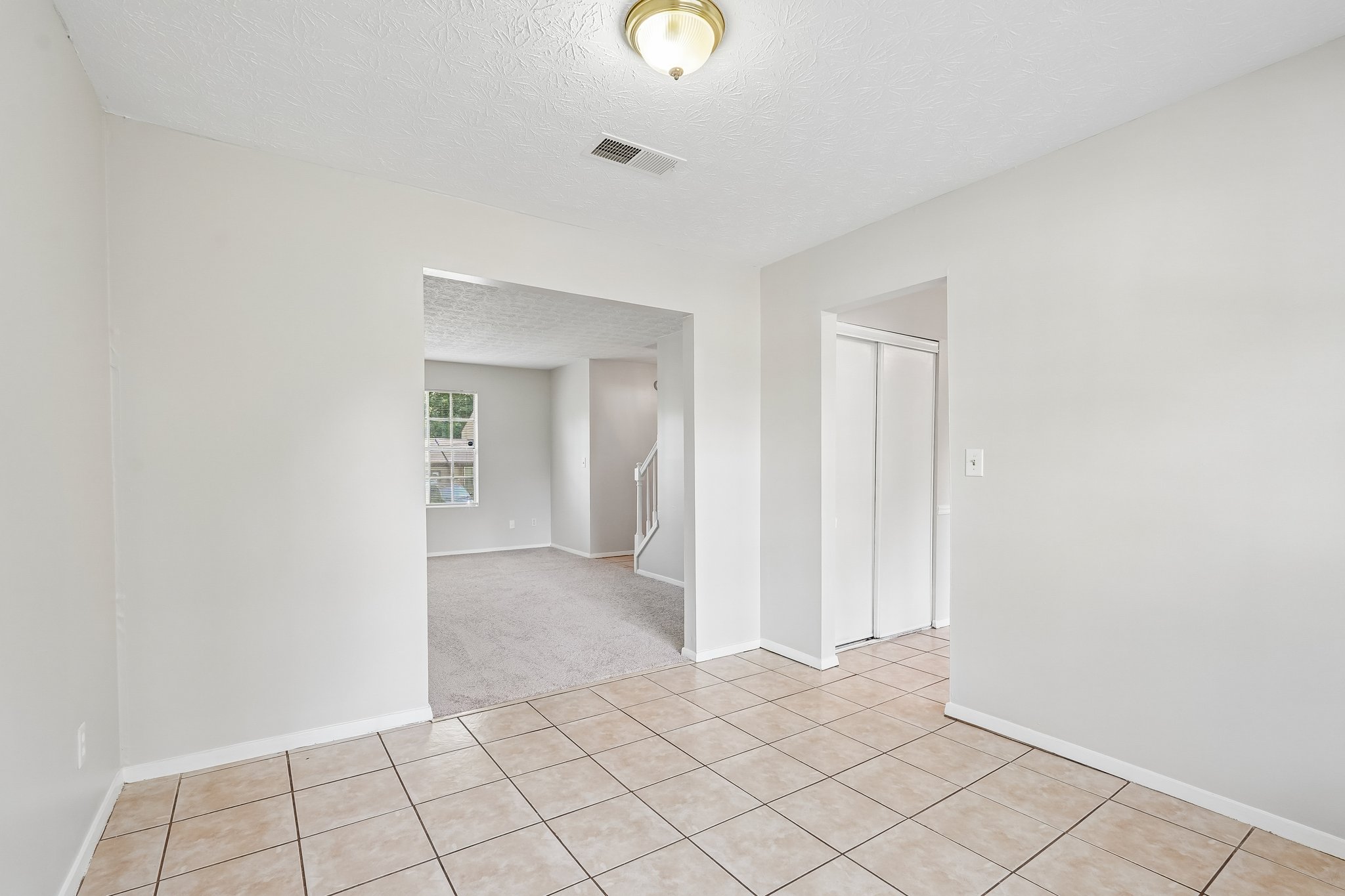 Valley Ridge Dr-S1308-038.jpg
