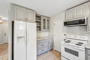 Valley Ridge Dr-S1308-018.jpg