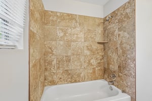 Valley Ridge Dr-S1308-029.jpg