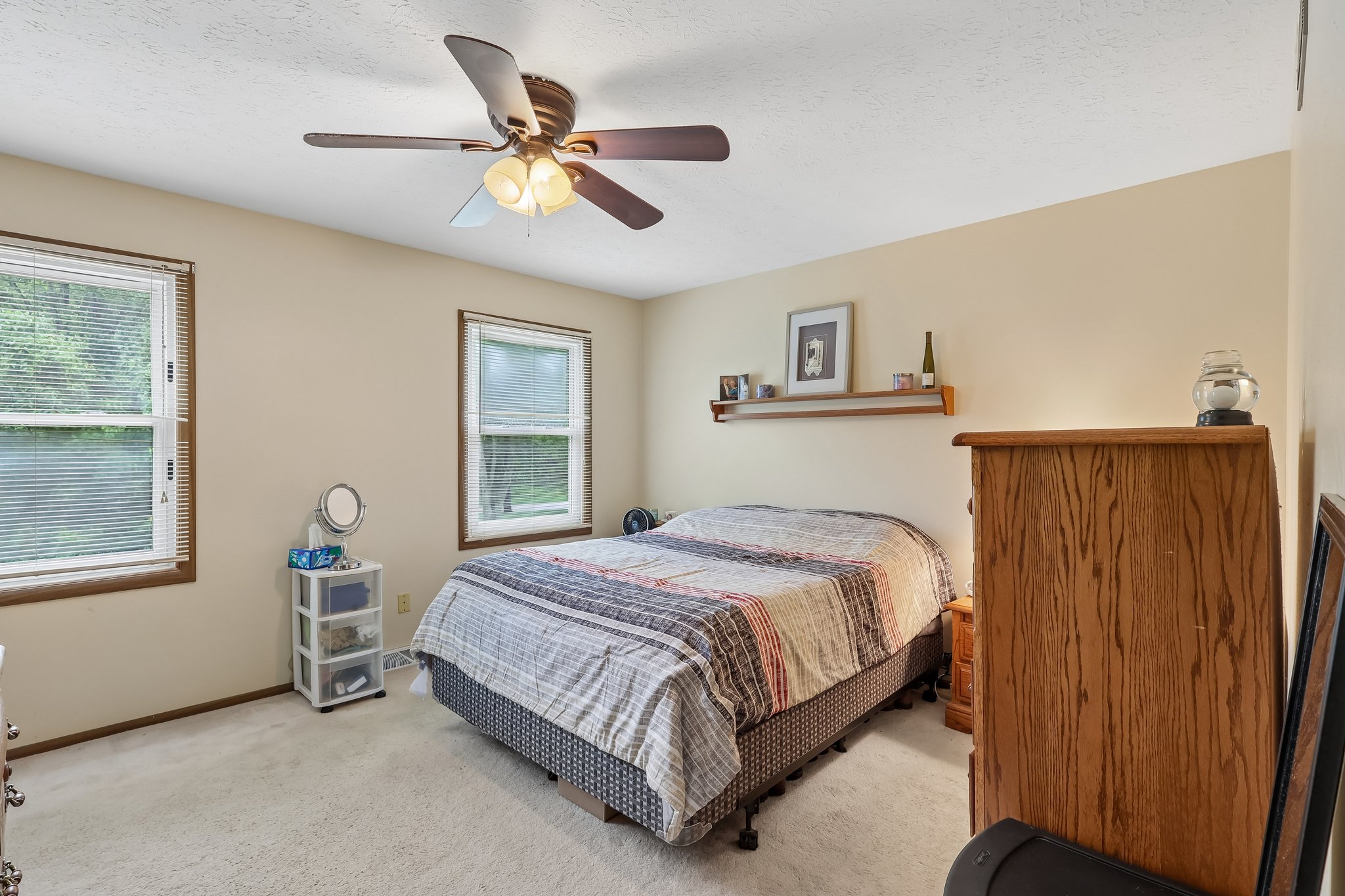 Alger Rd-S2406-027.jpg