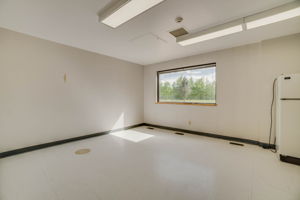  Photo 37