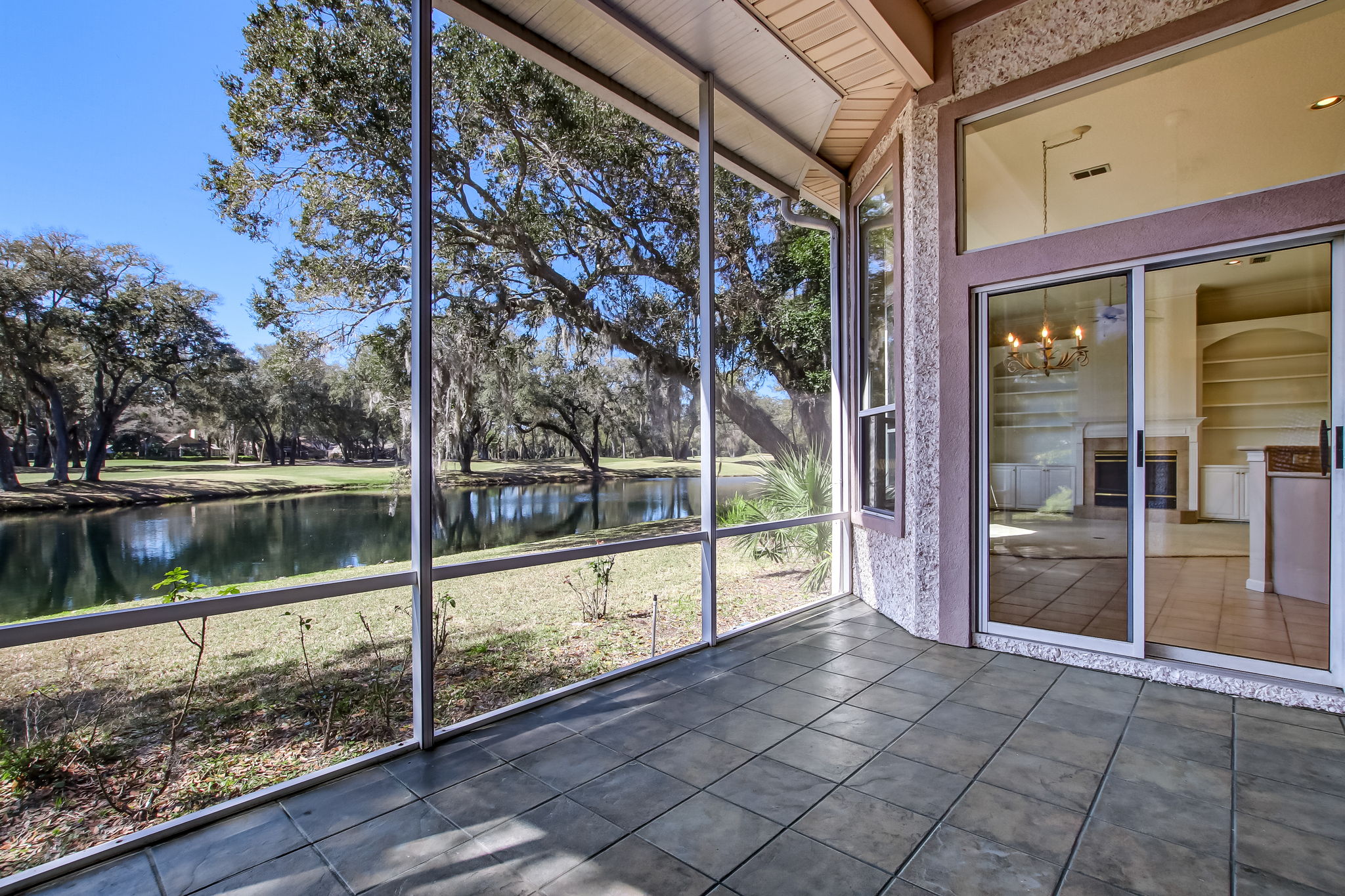 Screened-in Porch