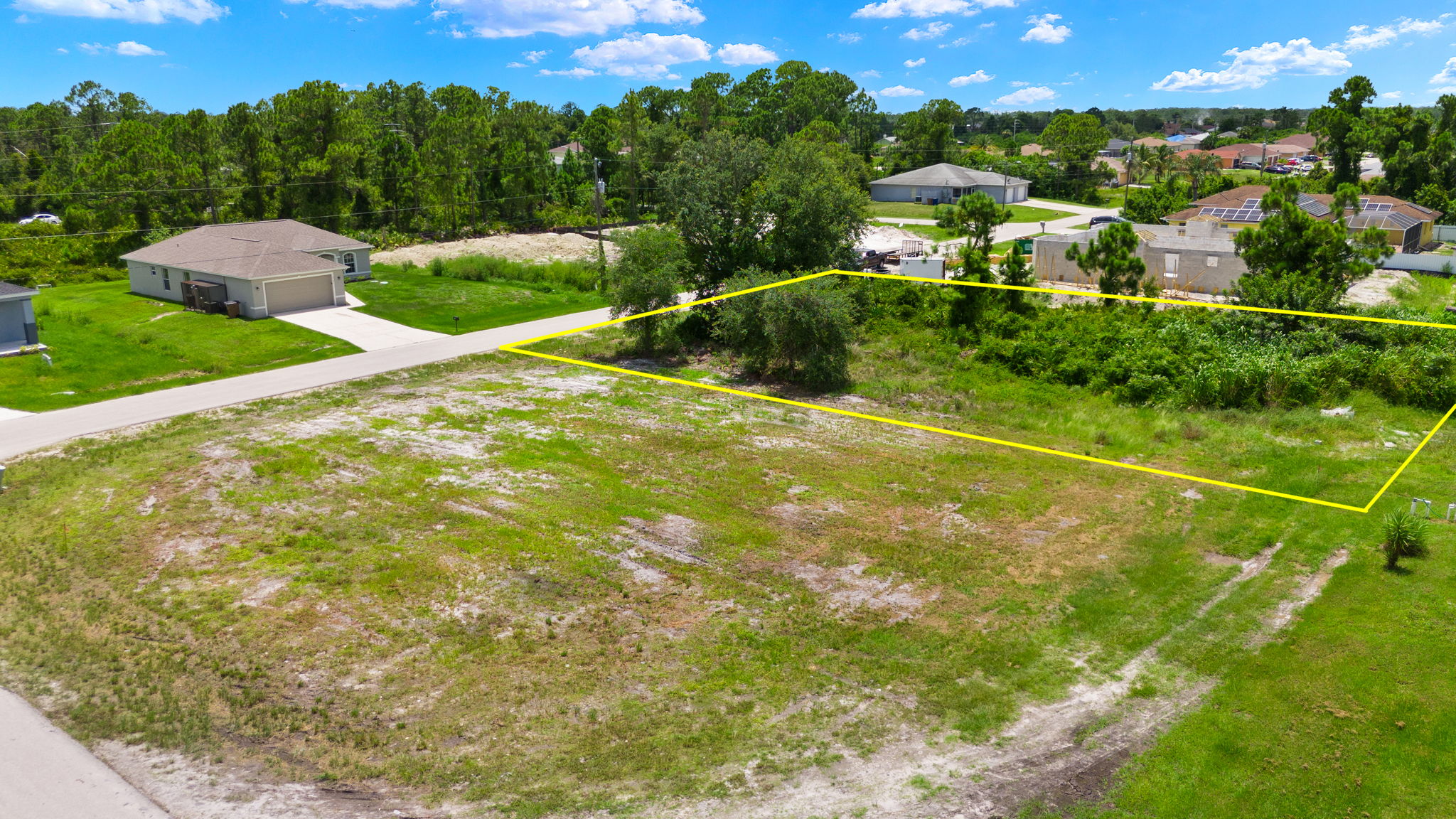 Aerial Front Exterior 2 of 3 - lot lines