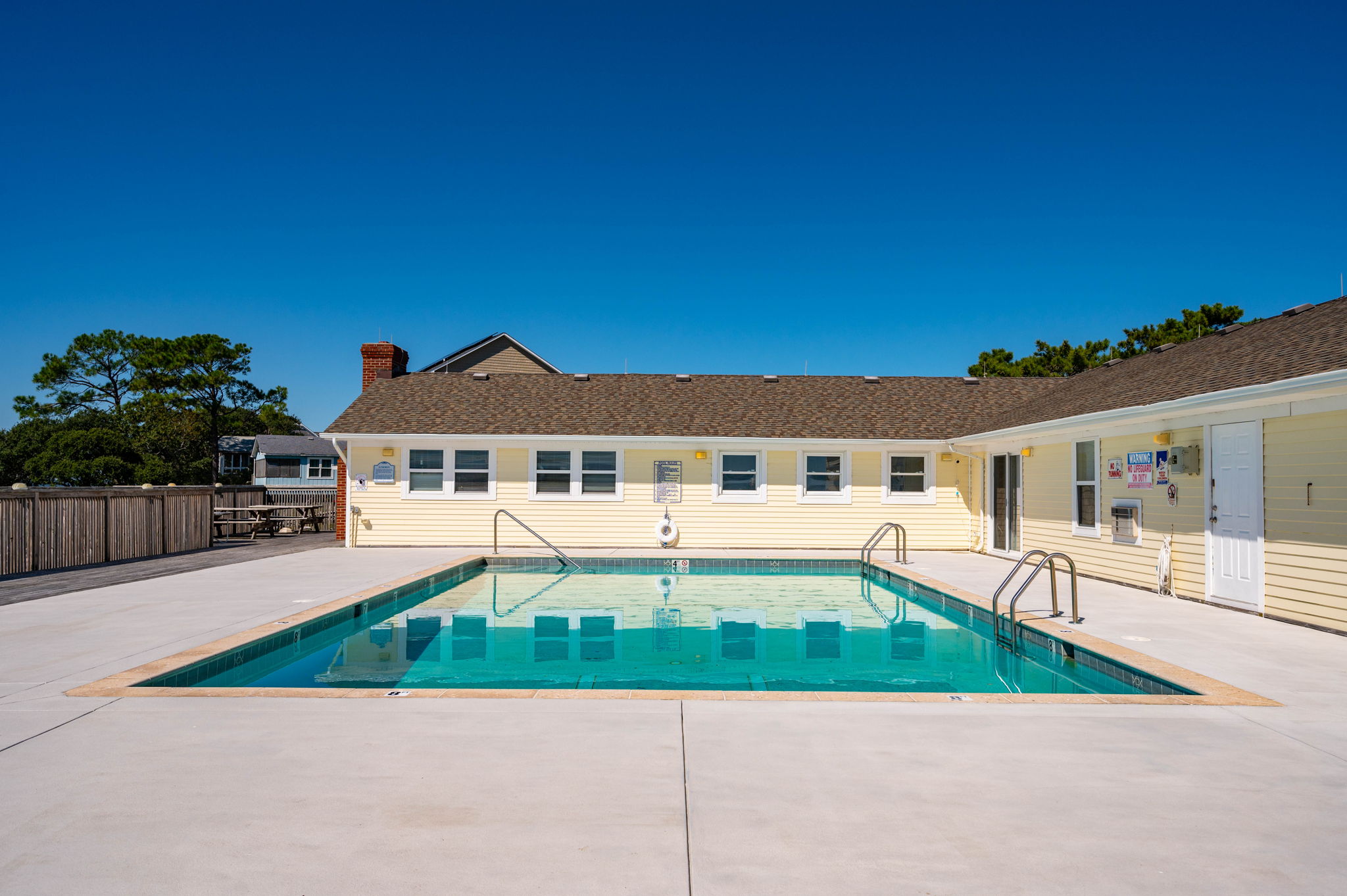 NH-Cove-Community-Pool