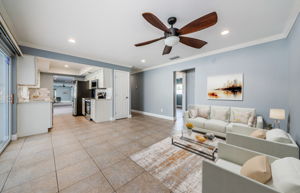 Family Room 3-vs