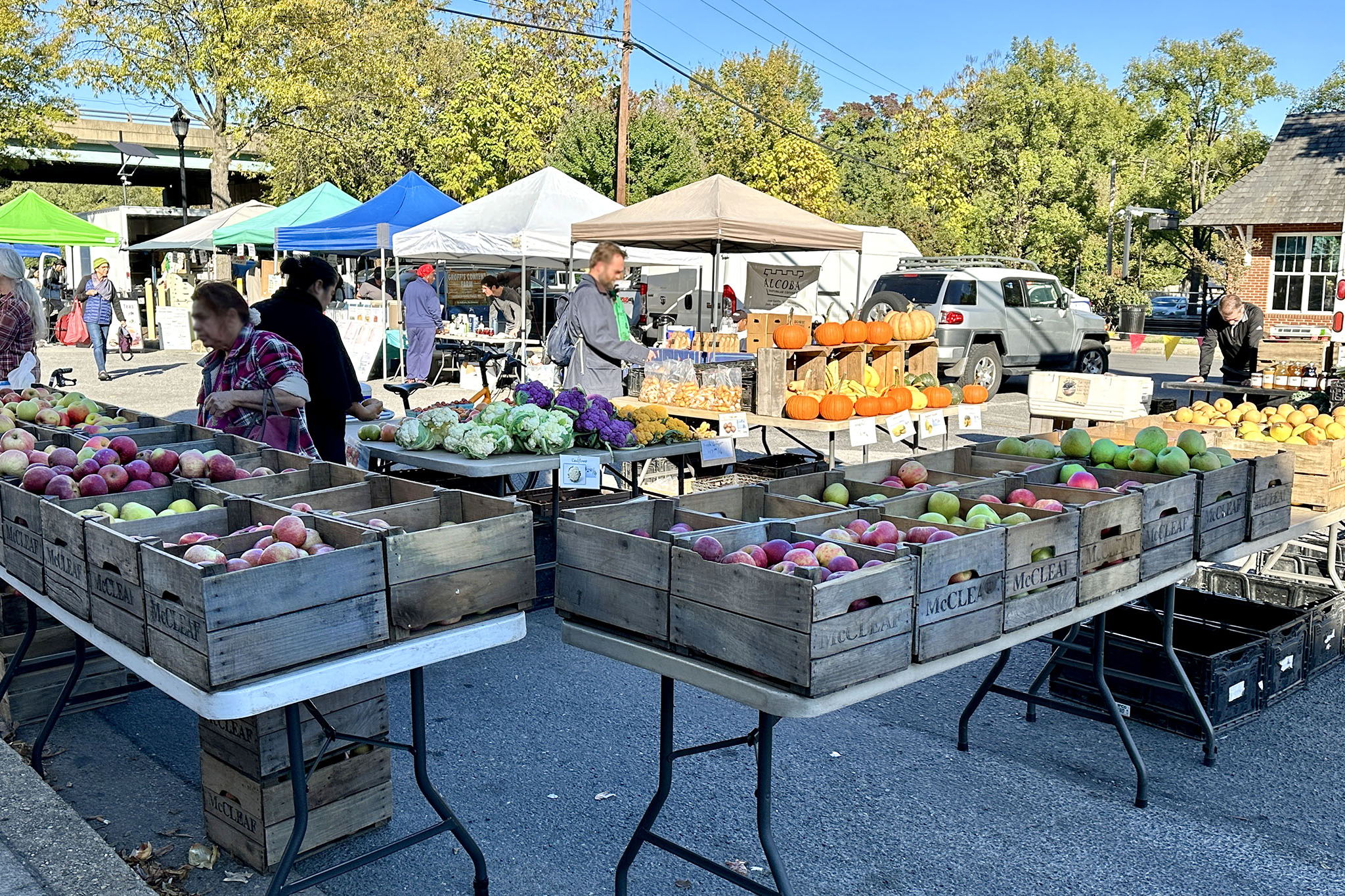 Thurs. Riverdale Farmers Market is a 5-min stroll