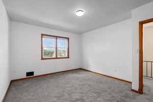 17. Upper bedroom.jpg