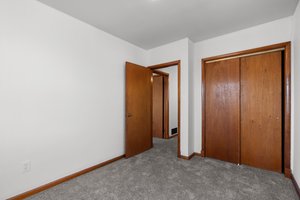 22. Upper bedroom.jpg