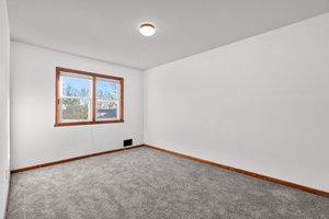 19. Upper bedroom.jpg