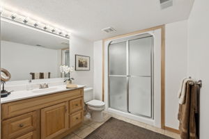 15_Interior