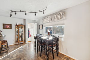 12_Interior