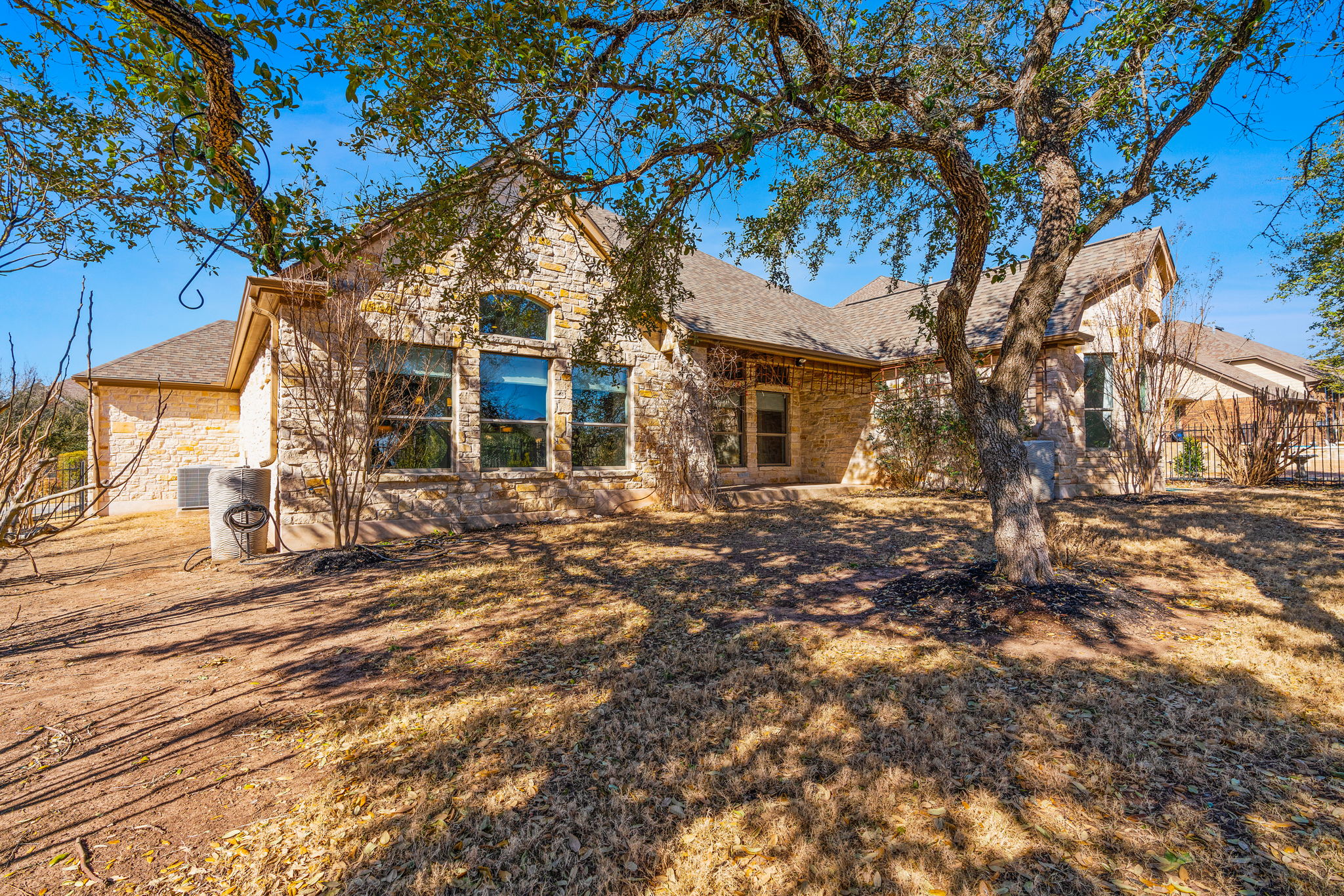 4705 Mont Blanc Dr, Austin, TX 78738, USA Photo 27