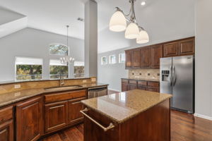 4705 Mont Blanc Dr, Austin, TX 78738, USA Photo 12