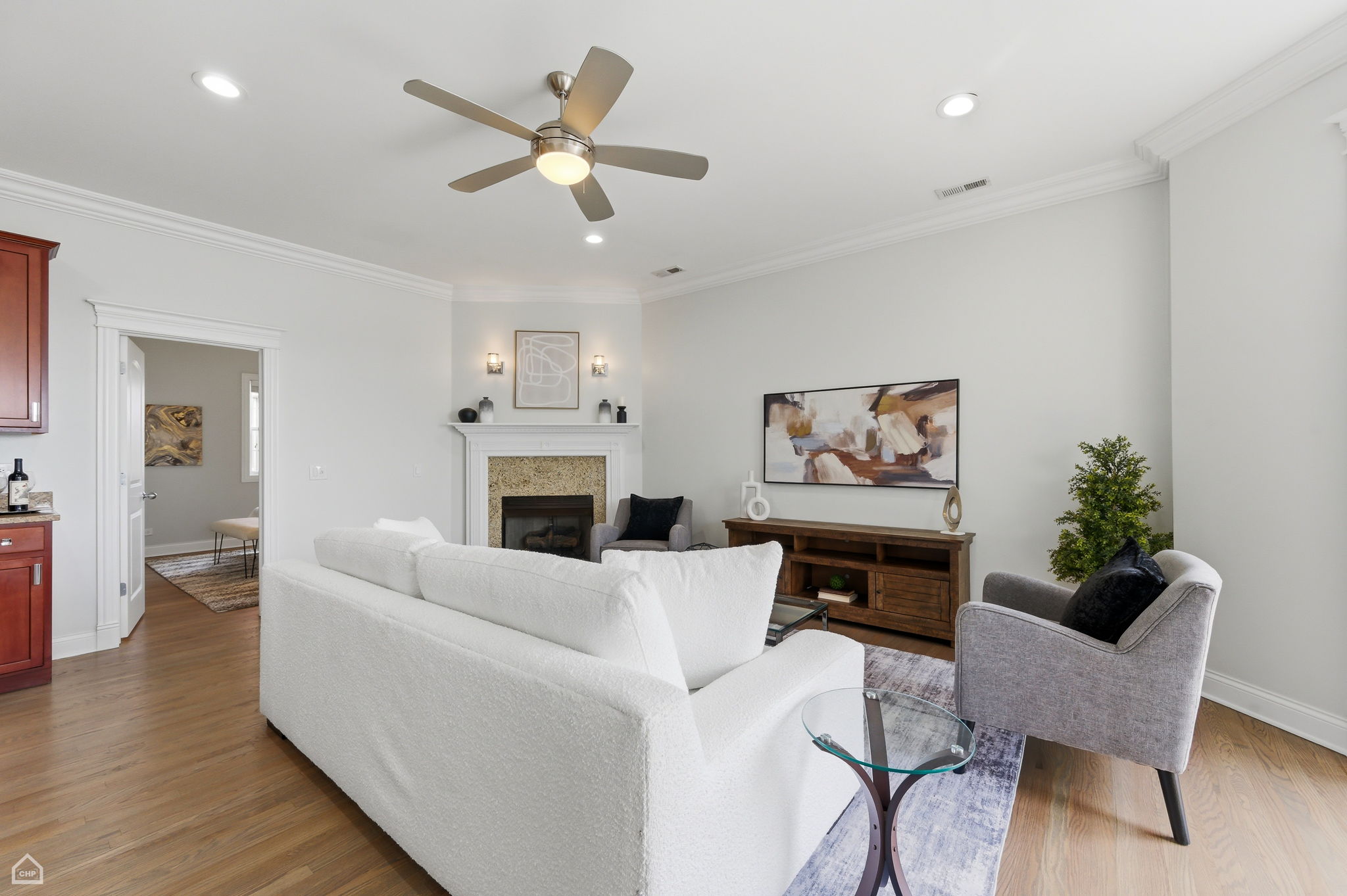 4705 S Champlain Ave 404 - Karen Biazar_013