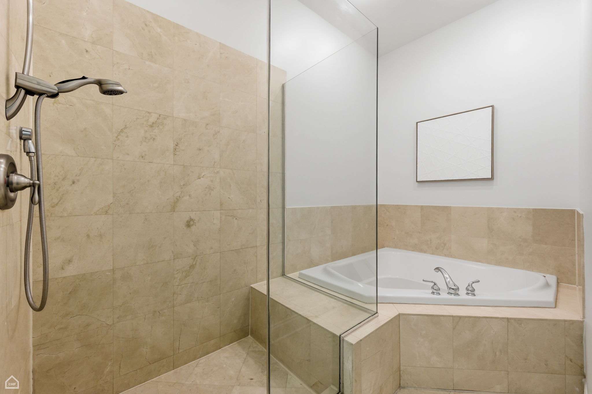 4705 S Champlain Ave 404 - Karen Biazar_019