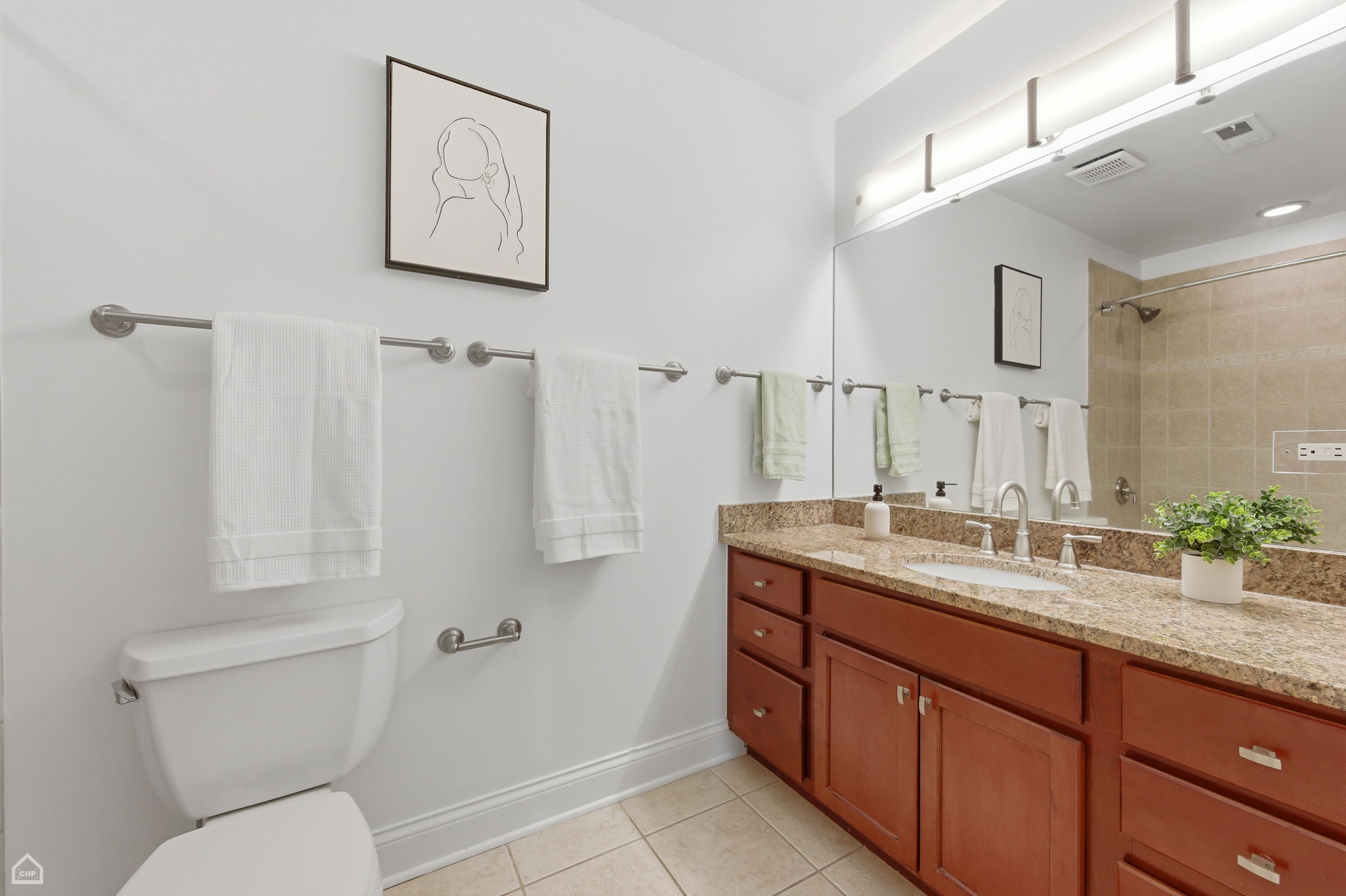 4705 S Champlain Ave 404 - Karen Biazar_020