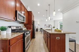 4705 S Champlain Ave 404 - Karen Biazar_002