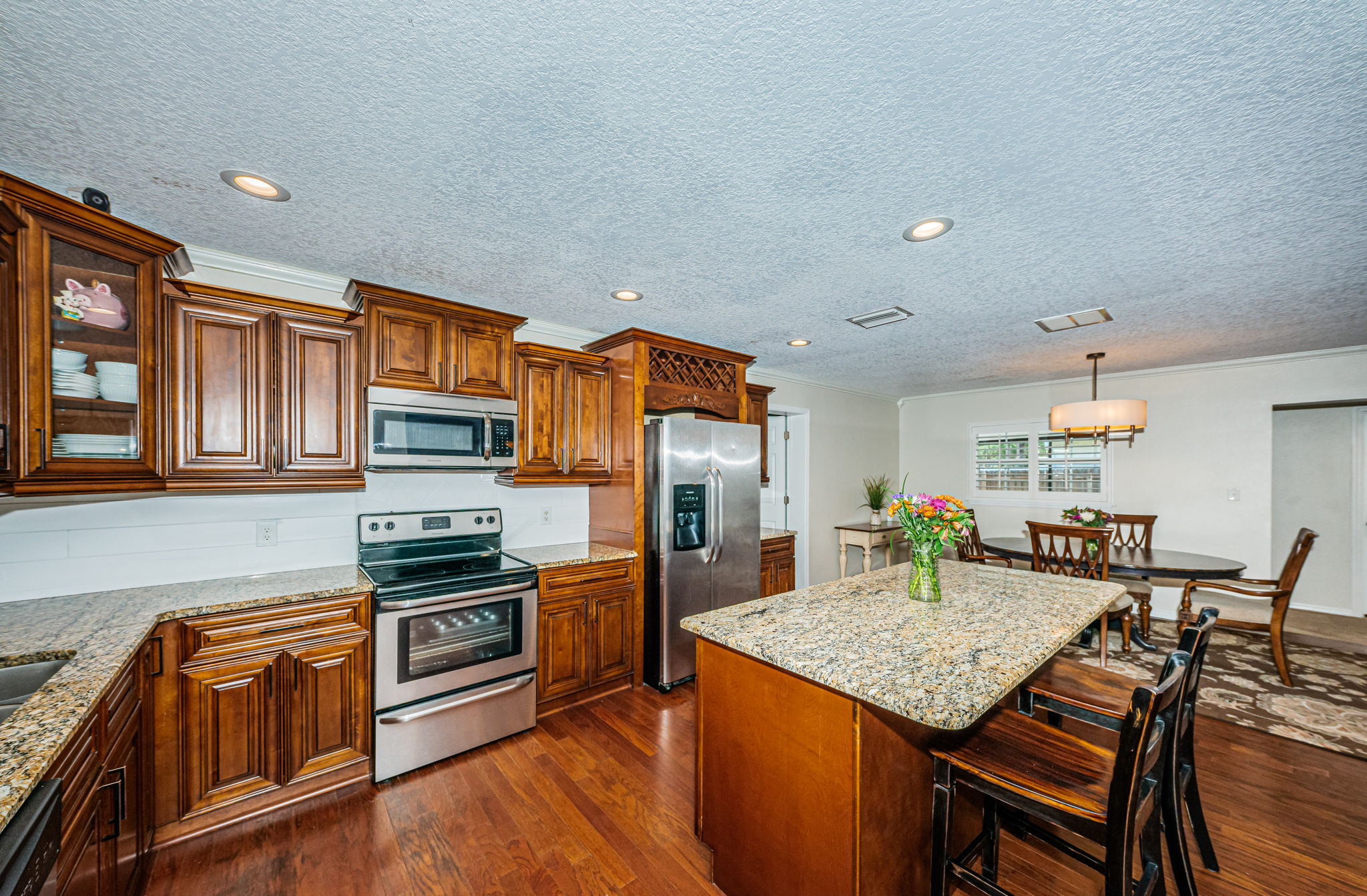 Kitchen 3-4