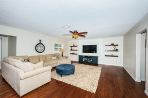 Living Room 1-4
