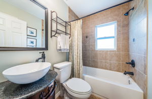 Bathroom 2a-3