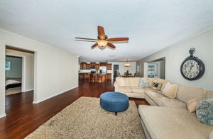 Living Room 5-2