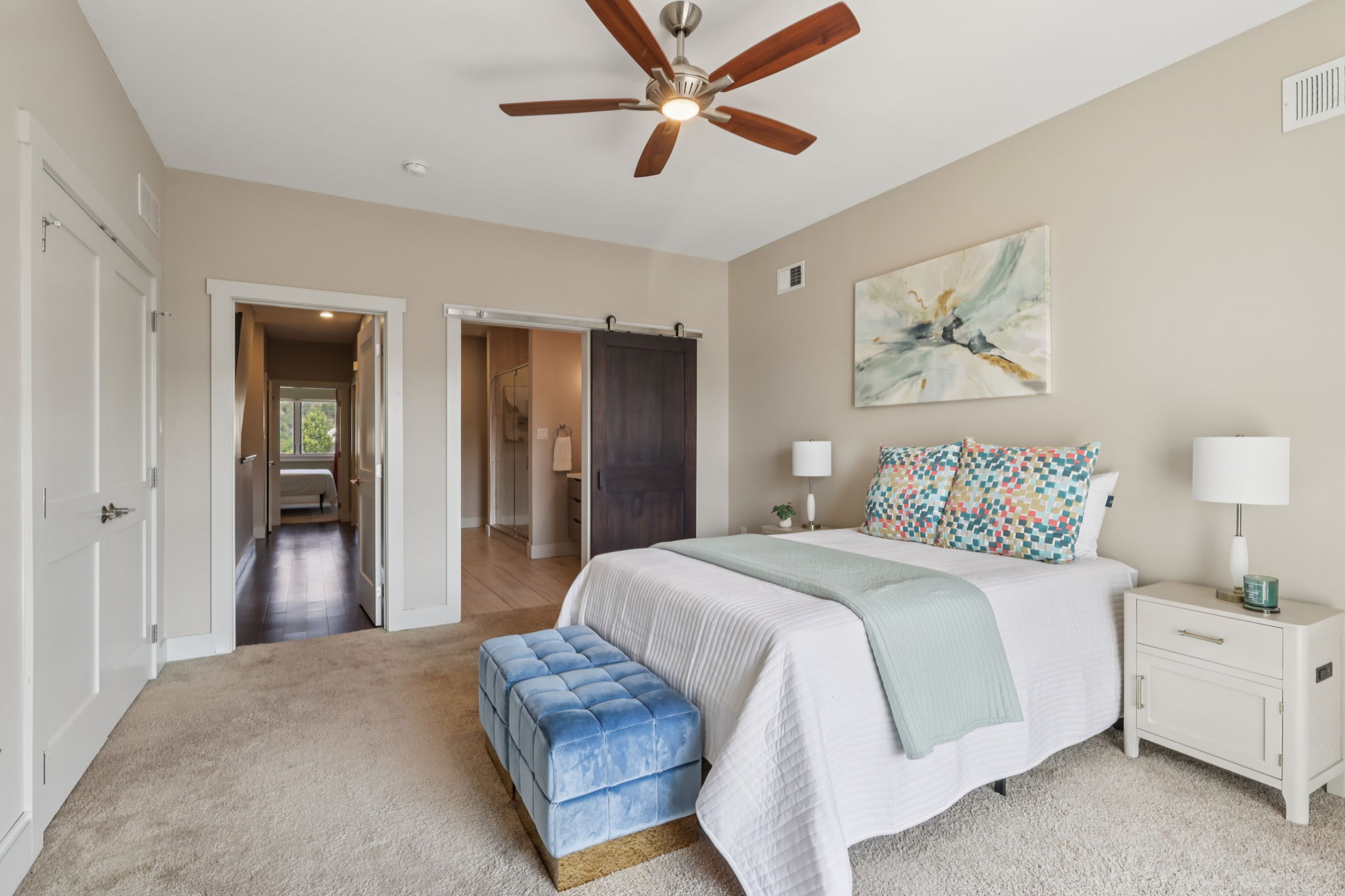 Hatfield St-1206-029