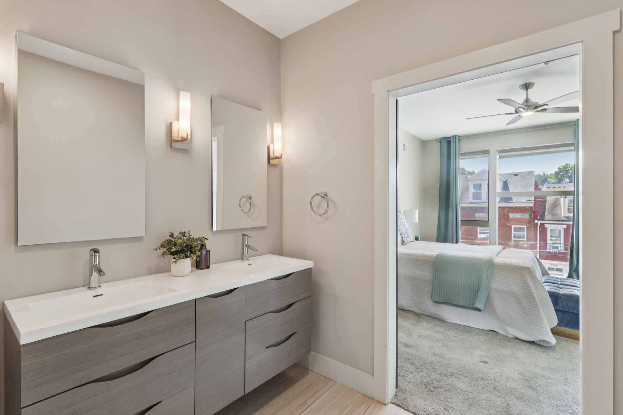 Hatfield St-1206-034