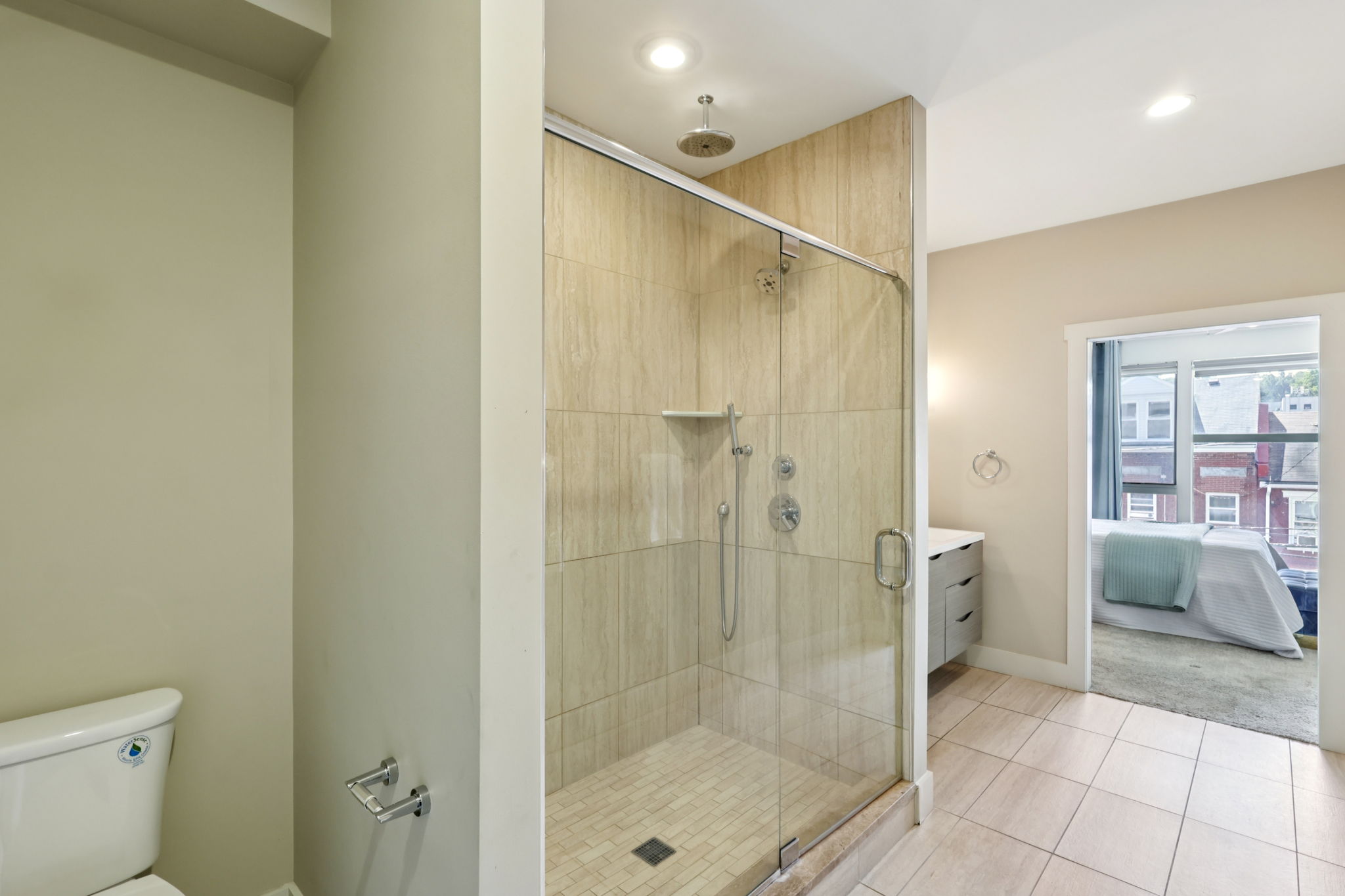 Hatfield St-1206-037