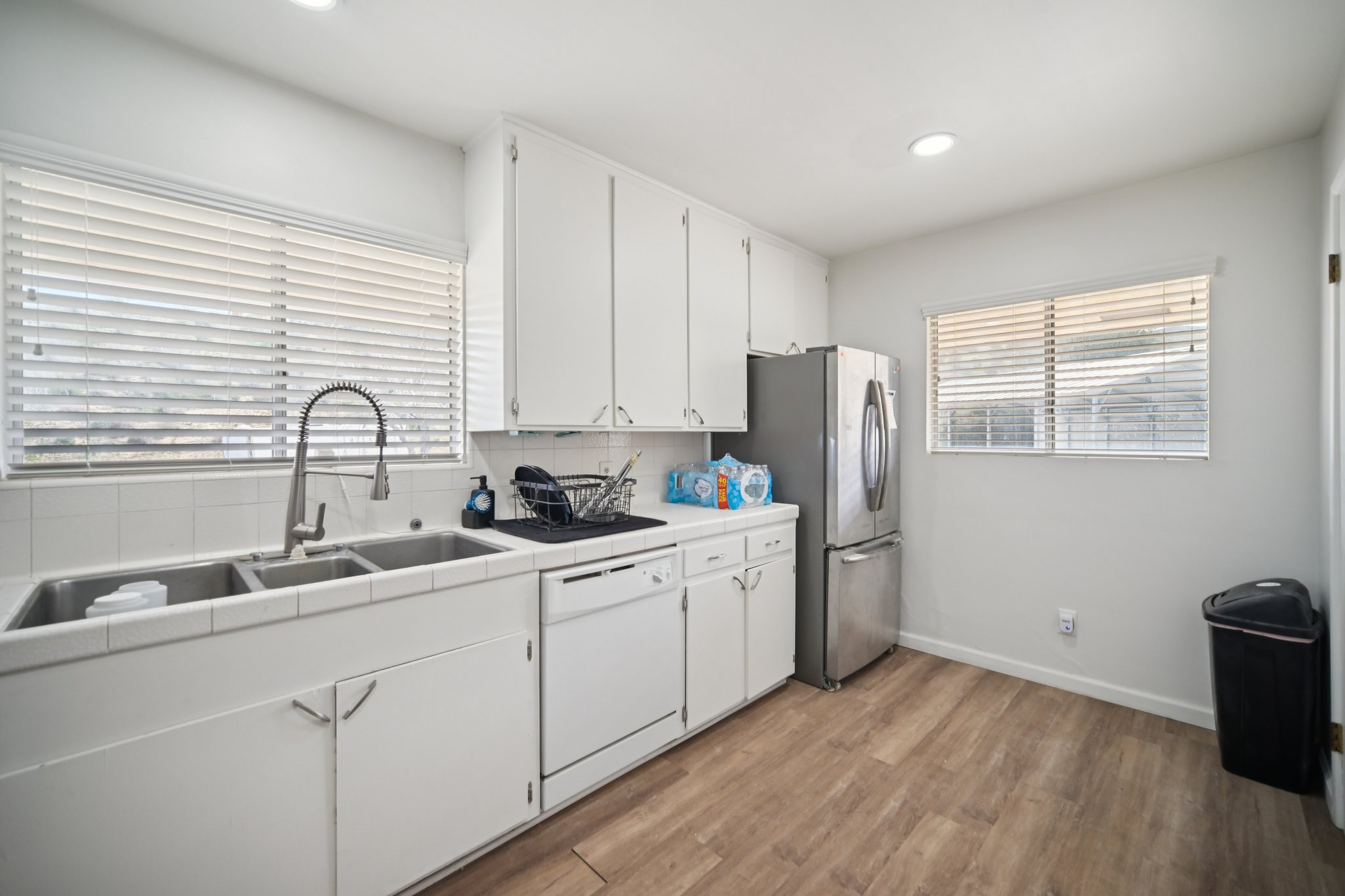 Kings Canyon Rd-S0702-014.jpg