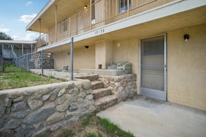 Kings Canyon Rd-S0702-003.jpg