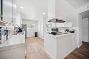 Kings Canyon Rd-S0702-013.jpg