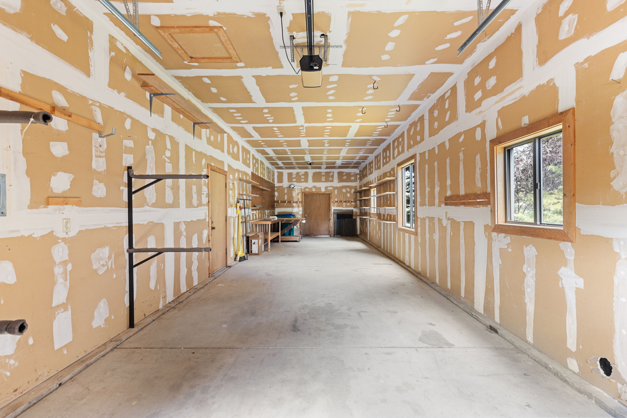 47 Ft Long, 688 Sq Ft Detached RV Garage