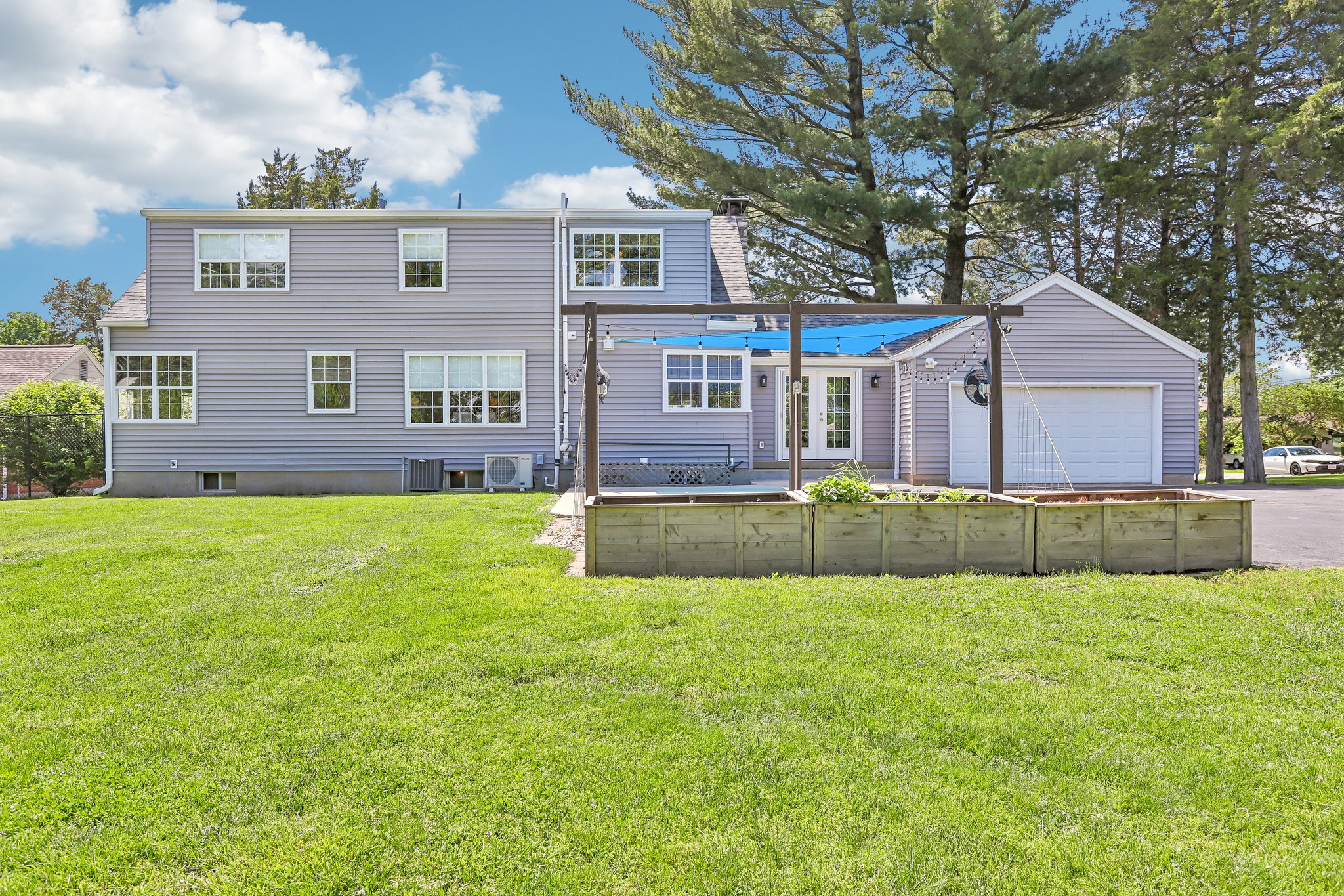 Theiss Rd-S0705-036.jpg