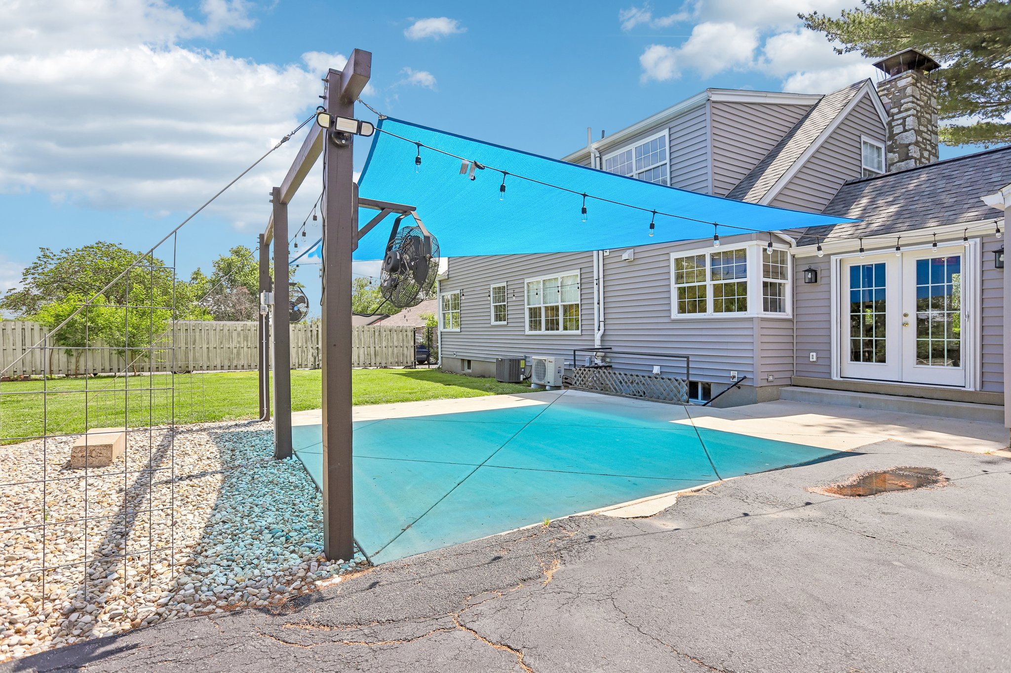 Theiss Rd-S0705-039.jpg