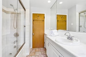 Theiss Rd-S0705-017.jpg