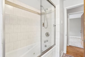 Theiss Rd-S0705-018.jpg