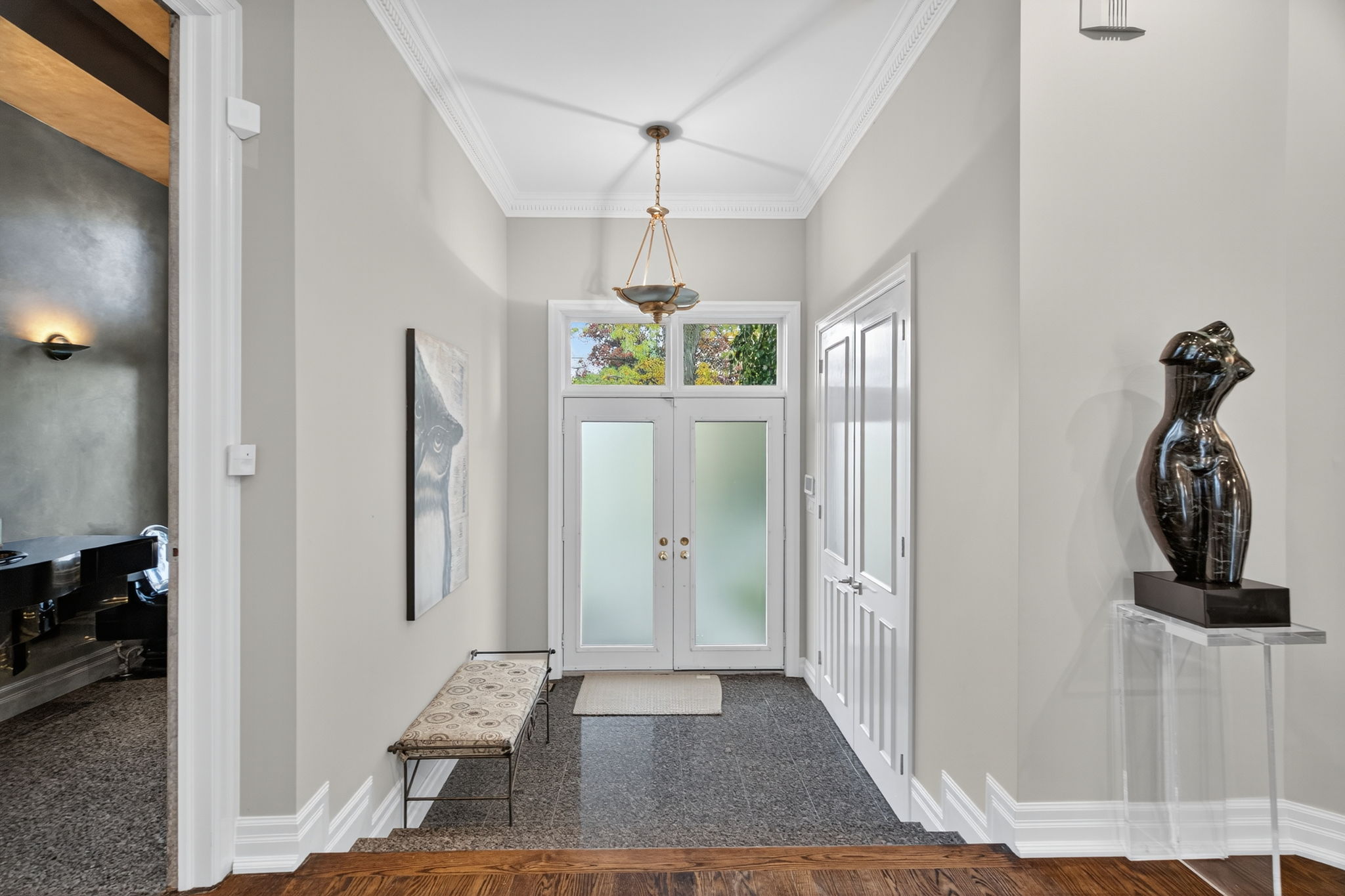471 Cranbrooke Ave Toronto, ON M5M 1N6