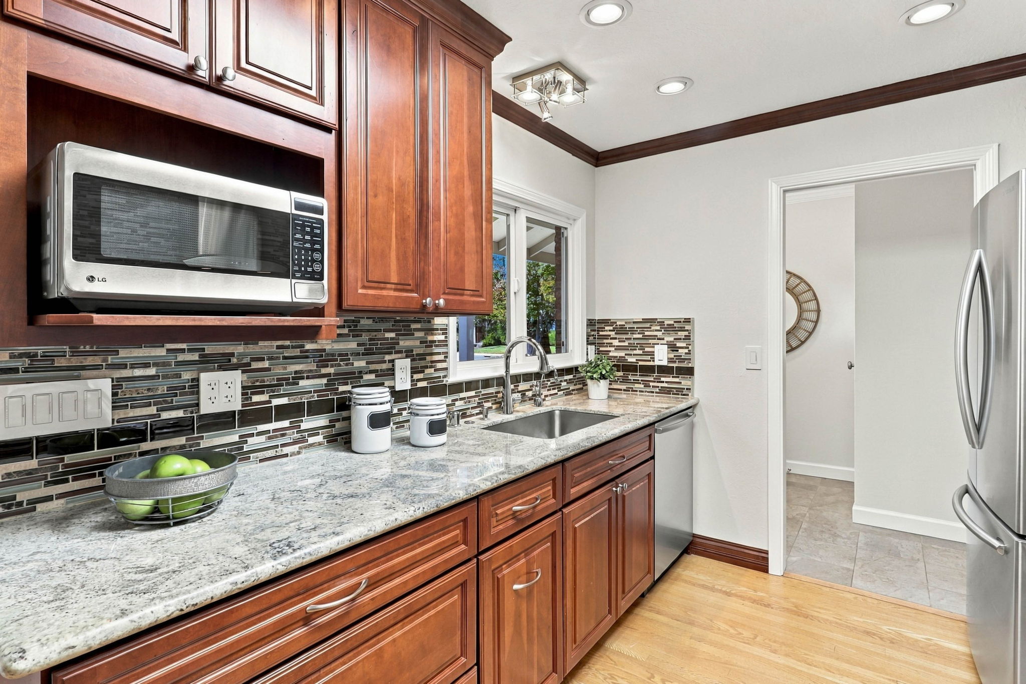 014_F8_471 Lowell Dr