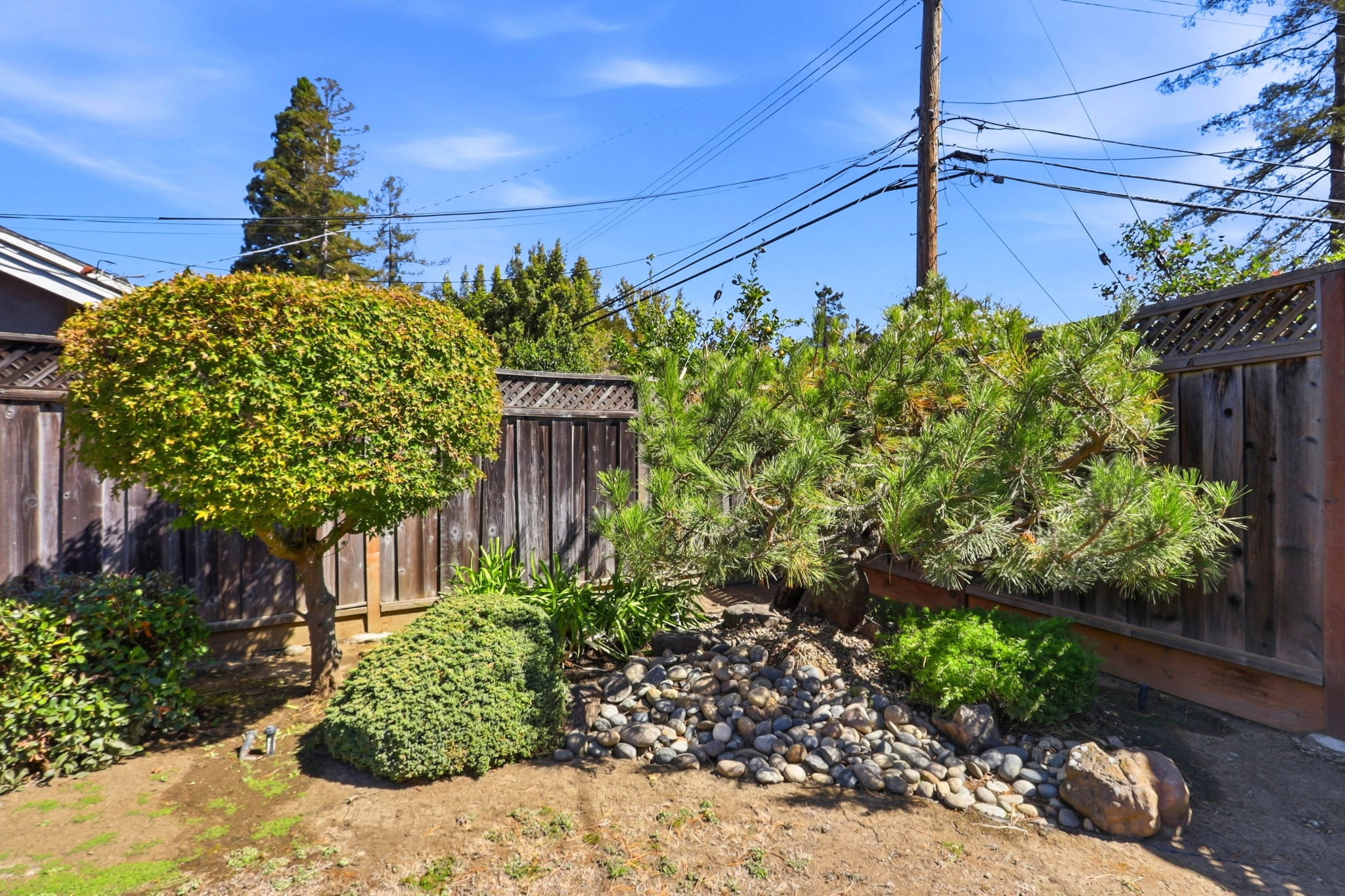 042_F8_471 Lowell Dr